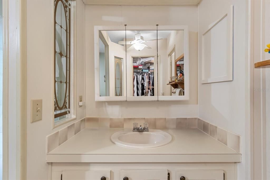 待售: $189,900 (2 贝兹, 2 浴室, 1568 平方英尺)