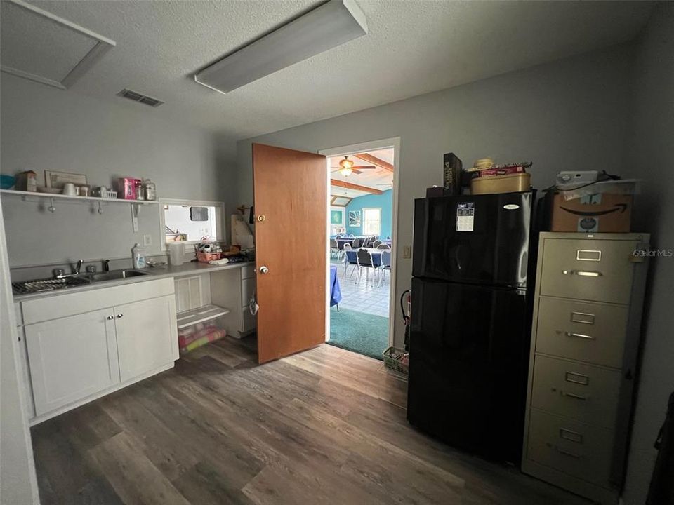 待售: $189,900 (2 贝兹, 2 浴室, 1568 平方英尺)