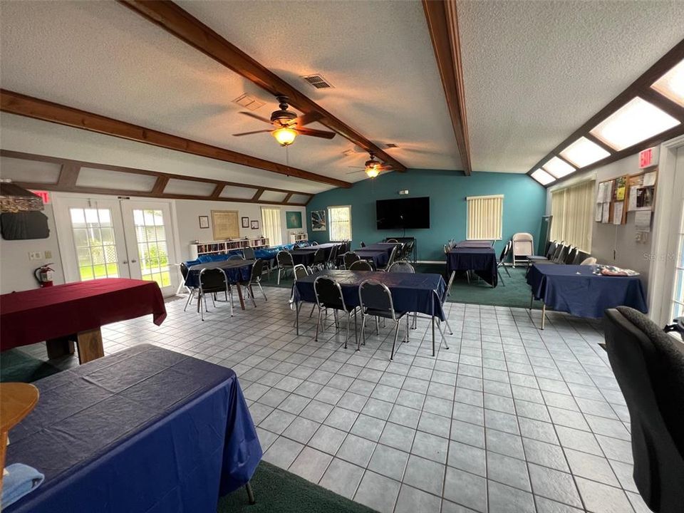 待售: $189,900 (2 贝兹, 2 浴室, 1568 平方英尺)