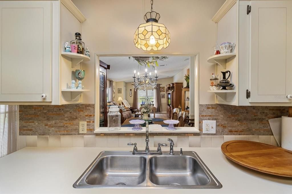 待售: $189,900 (2 贝兹, 2 浴室, 1568 平方英尺)