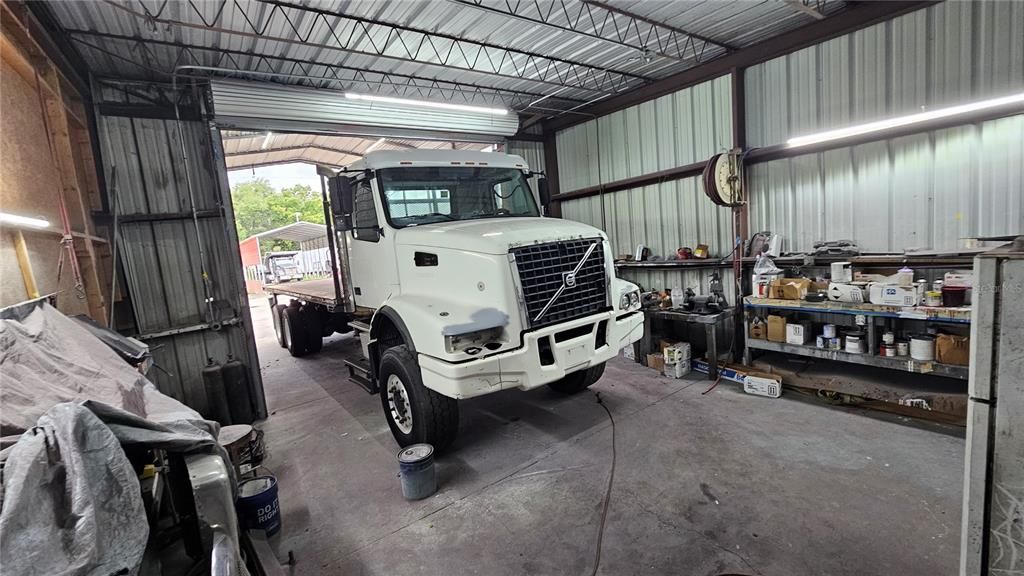 待售: $1,200,000 (0 贝兹, 0 浴室, 816 平方英尺)