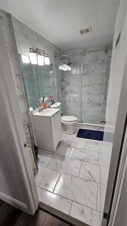 待售: $1,200,000 (0 贝兹, 0 浴室, 816 平方英尺)