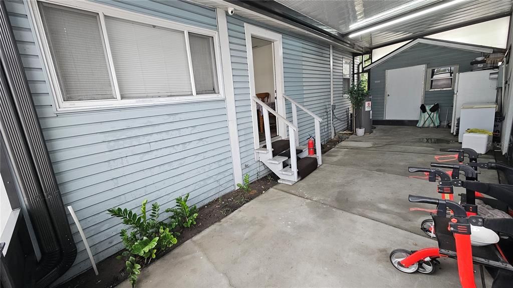 待售: $1,200,000 (0 贝兹, 0 浴室, 816 平方英尺)