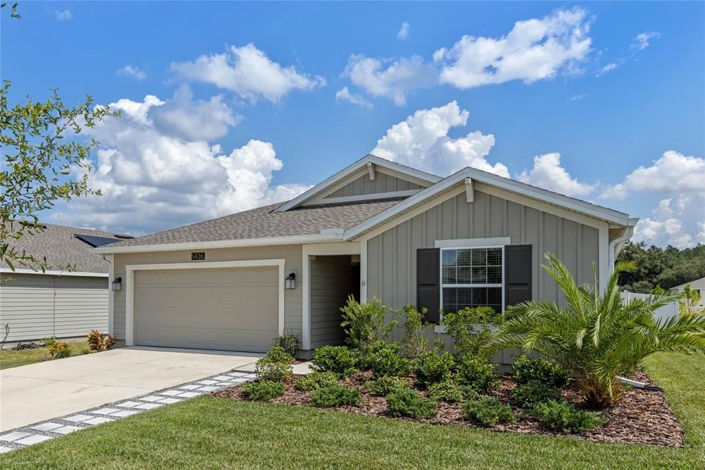 合同活跃: $379,000 (4 贝兹, 2 浴室, 1892 平方英尺)