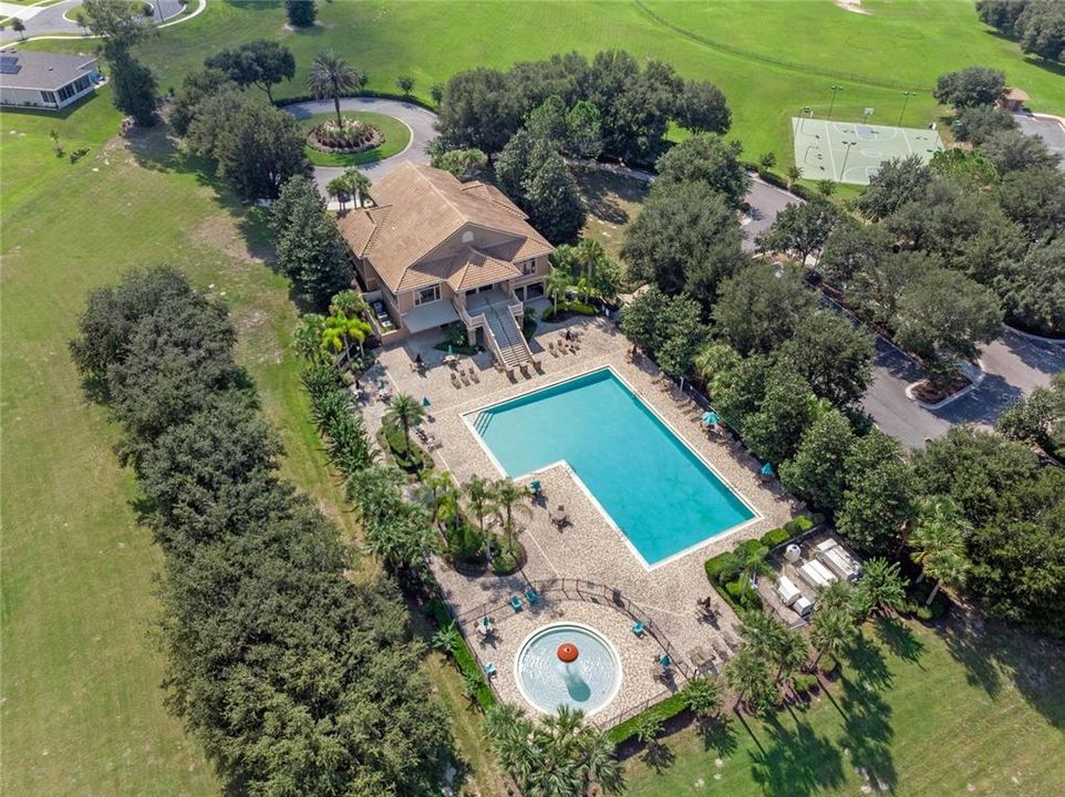 合同活跃: $379,000 (4 贝兹, 2 浴室, 1892 平方英尺)