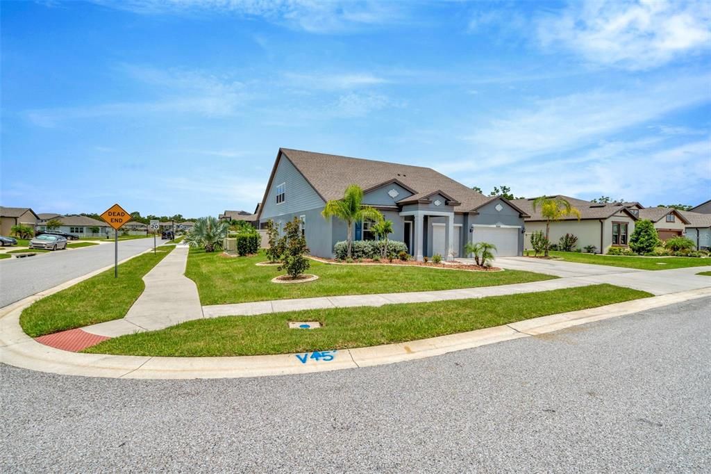 На продажу: $599,900 (6 спален, 4 ванн, 4081 Квадратных фут)