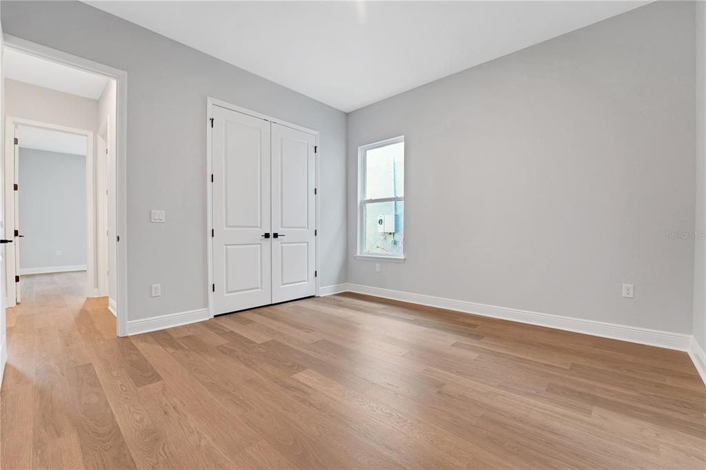 Active With Contract: $1,125,970 (4 beds, 4 baths, 3100 Square Feet)