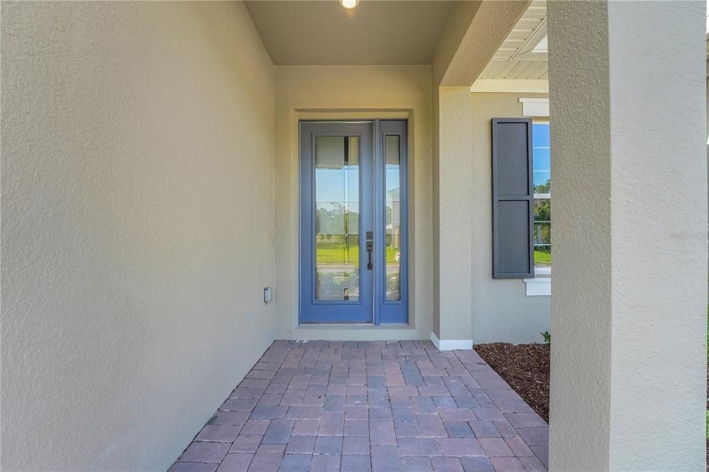 Active With Contract: $1,125,970 (4 beds, 4 baths, 3100 Square Feet)