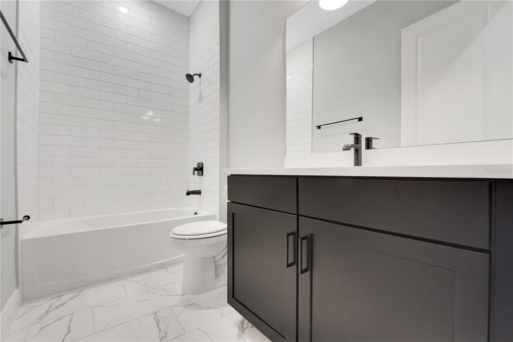 Active With Contract: $1,125,970 (4 beds, 4 baths, 3100 Square Feet)