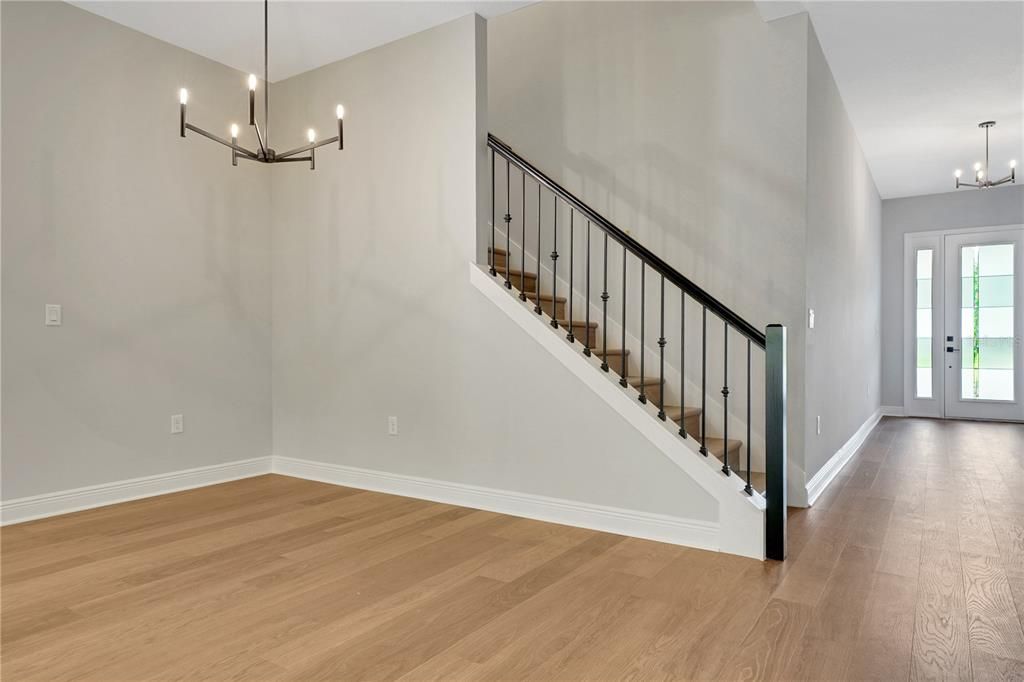 Active With Contract: $1,125,970 (4 beds, 4 baths, 3100 Square Feet)