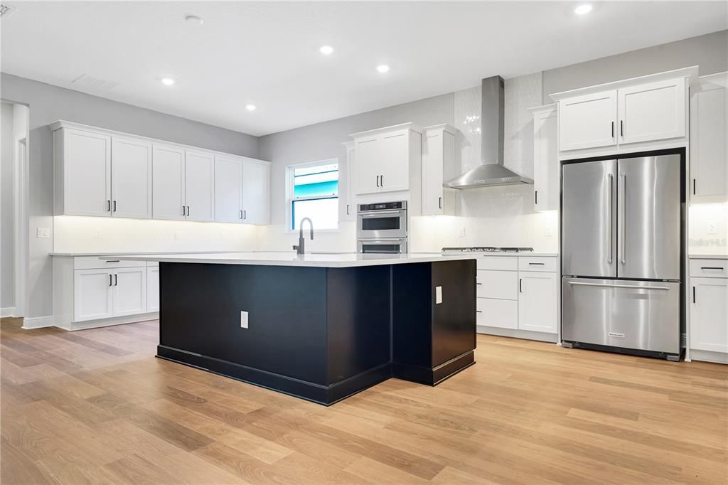 Active With Contract: $1,125,970 (4 beds, 4 baths, 3100 Square Feet)