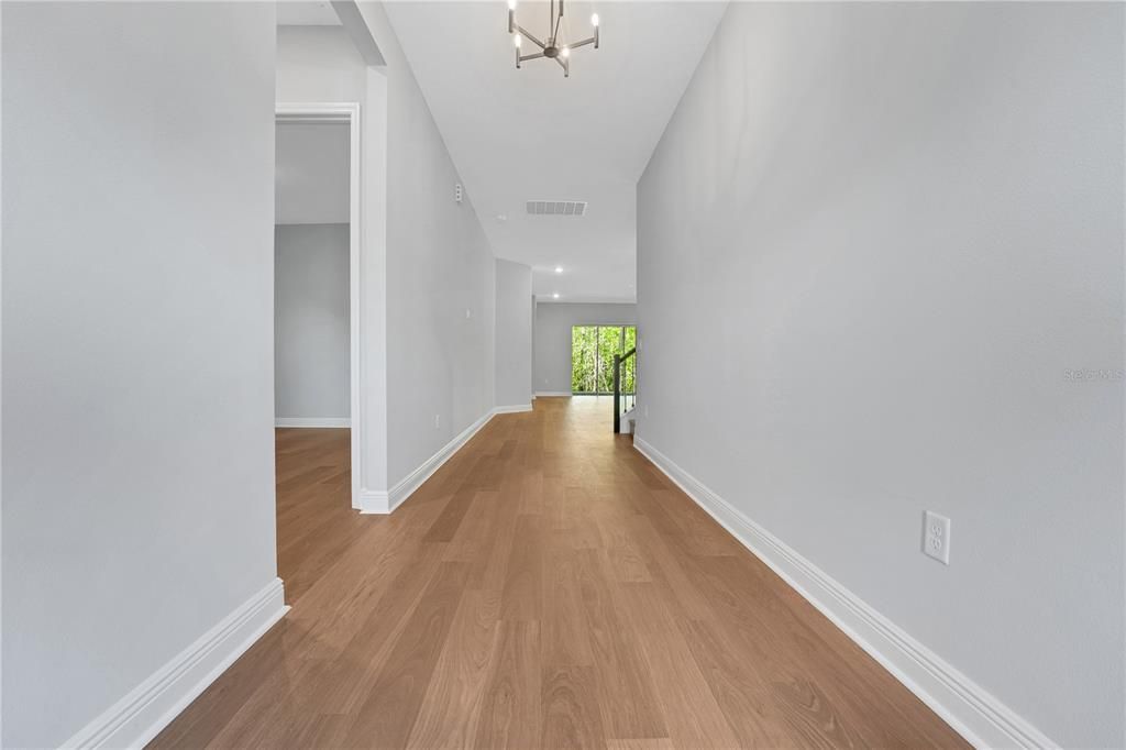 Active With Contract: $1,125,970 (4 beds, 4 baths, 3100 Square Feet)