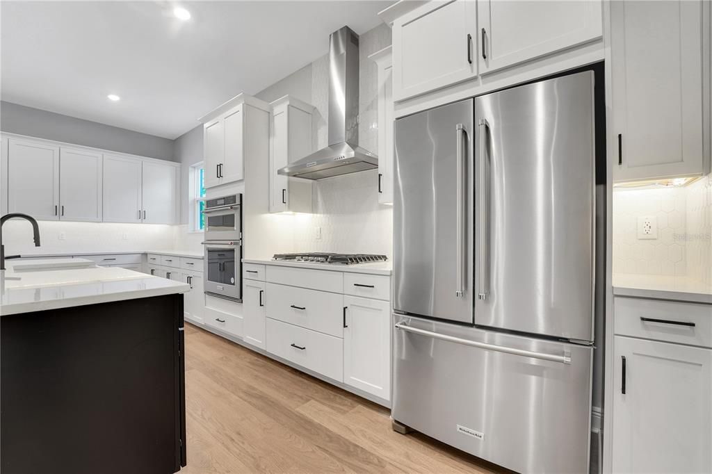 Active With Contract: $1,125,970 (4 beds, 4 baths, 3100 Square Feet)