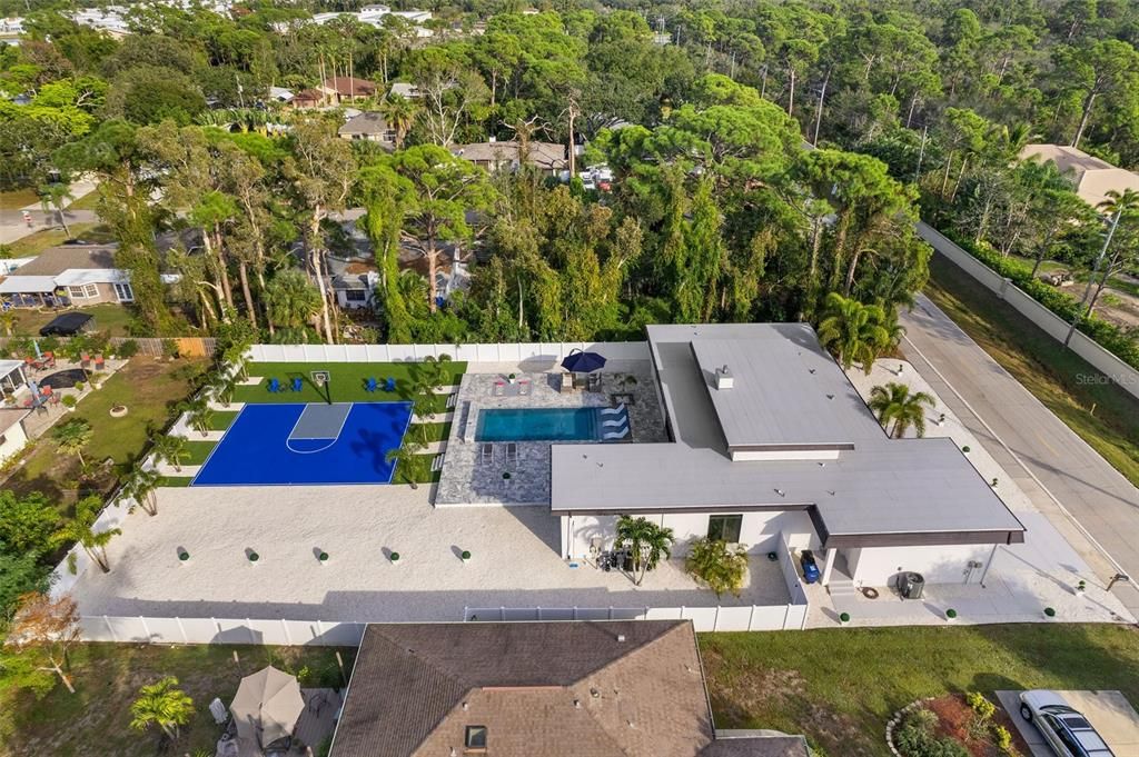 En Renta: $6,300 (3 camas, 3 baños, 2718 Pies cuadrados)