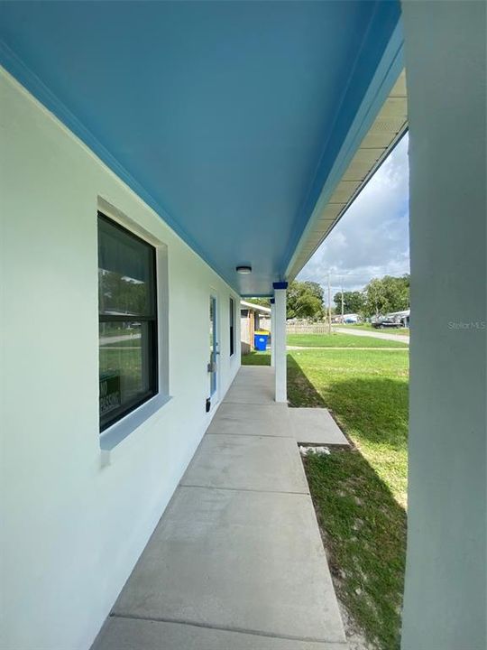 For Sale: $259,000 (2 beds, 1 baths, 700 Square Feet)