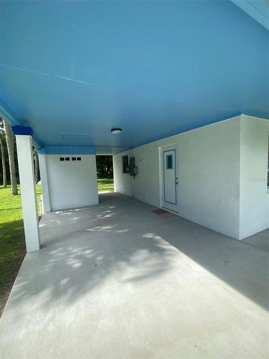 For Sale: $259,000 (2 beds, 1 baths, 700 Square Feet)