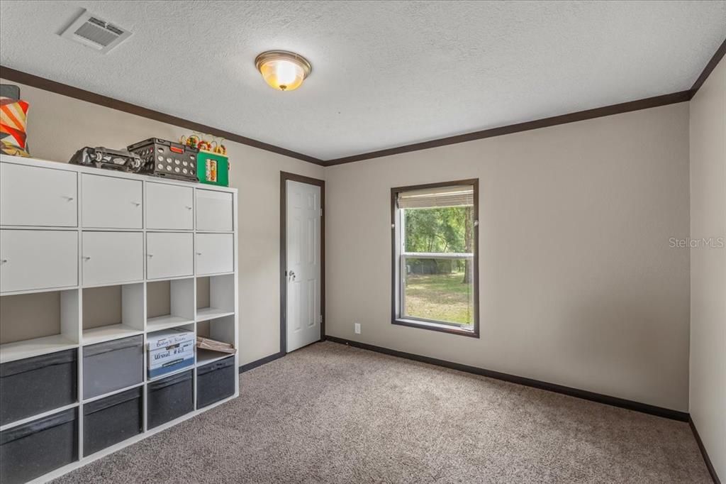 Activo con contrato: $296,000 (3 camas, 2 baños, 1568 Pies cuadrados)