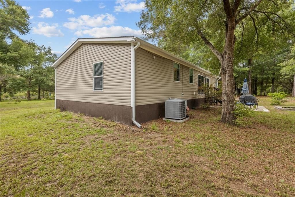 Activo con contrato: $296,000 (3 camas, 2 baños, 1568 Pies cuadrados)