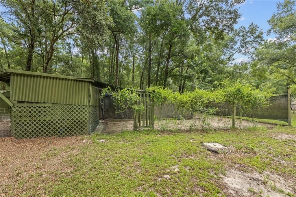 Activo con contrato: $296,000 (3 camas, 2 baños, 1568 Pies cuadrados)