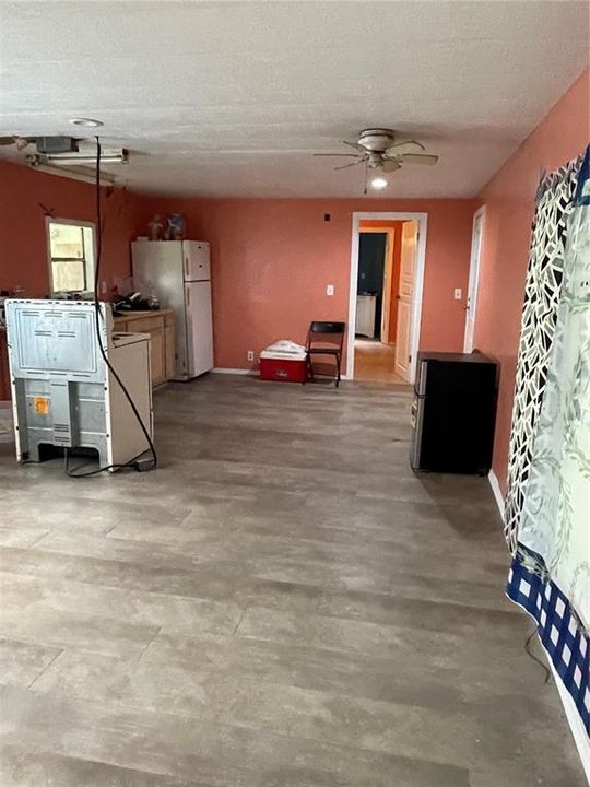 Activo con contrato: $95,000 (2 camas, 2 baños, 840 Pies cuadrados)