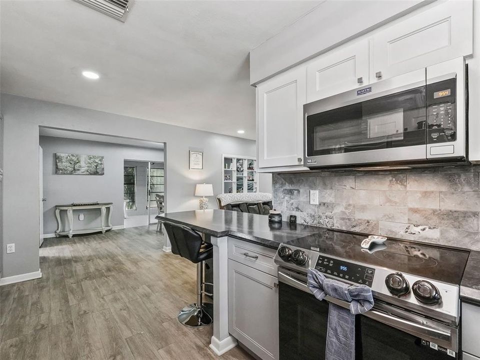 Activo con contrato: $316,000 (2 camas, 2 baños, 1825 Pies cuadrados)