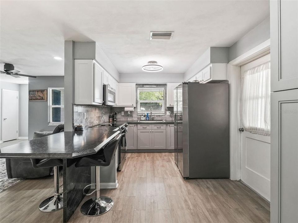 Activo con contrato: $316,000 (2 camas, 2 baños, 1825 Pies cuadrados)