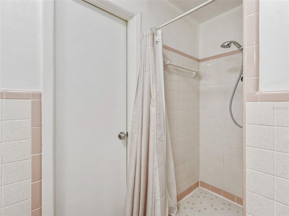 Activo con contrato: $316,000 (2 camas, 2 baños, 1825 Pies cuadrados)