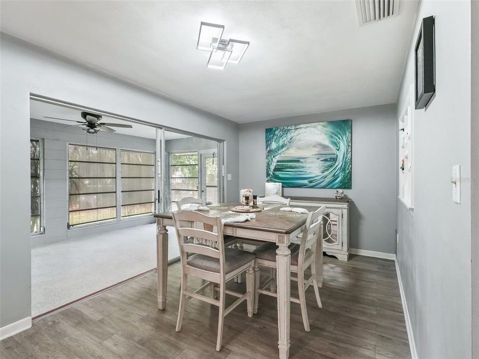 Activo con contrato: $316,000 (2 camas, 2 baños, 1825 Pies cuadrados)