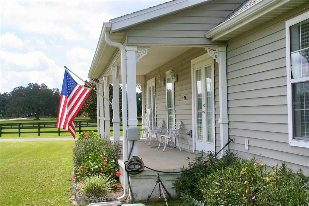 En Venta: $950,000 (3 camas, 3 baños, 1526 Pies cuadrados)