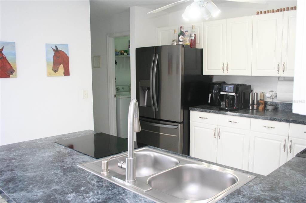 En Venta: $950,000 (3 camas, 3 baños, 1526 Pies cuadrados)