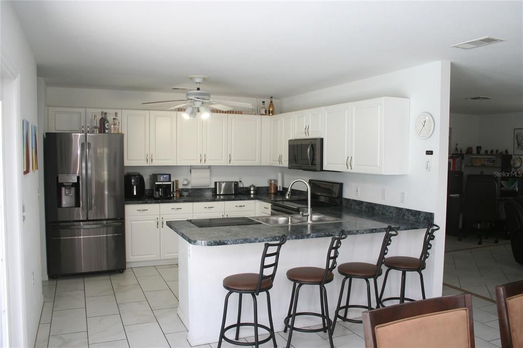 En Venta: $950,000 (3 camas, 3 baños, 1526 Pies cuadrados)