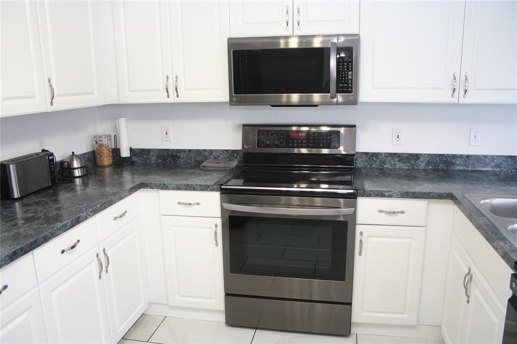 En Venta: $950,000 (3 camas, 3 baños, 1526 Pies cuadrados)