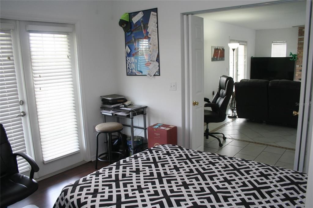 En Venta: $950,000 (3 camas, 3 baños, 1526 Pies cuadrados)