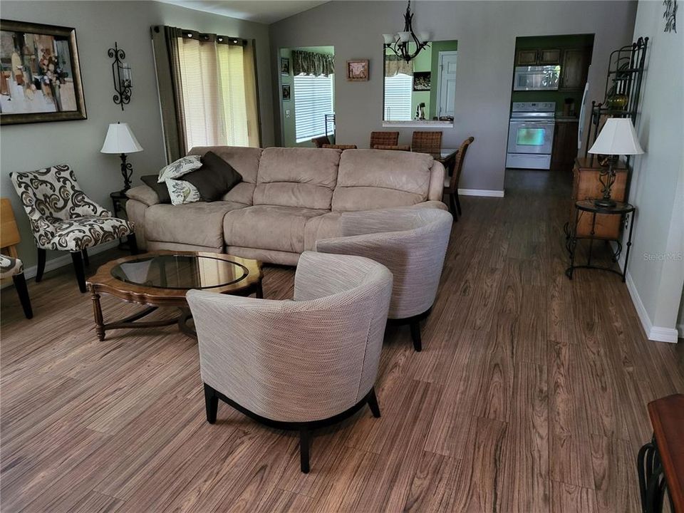 For Rent: $2,700 (2 beds, 2 baths, 1488 Square Feet)