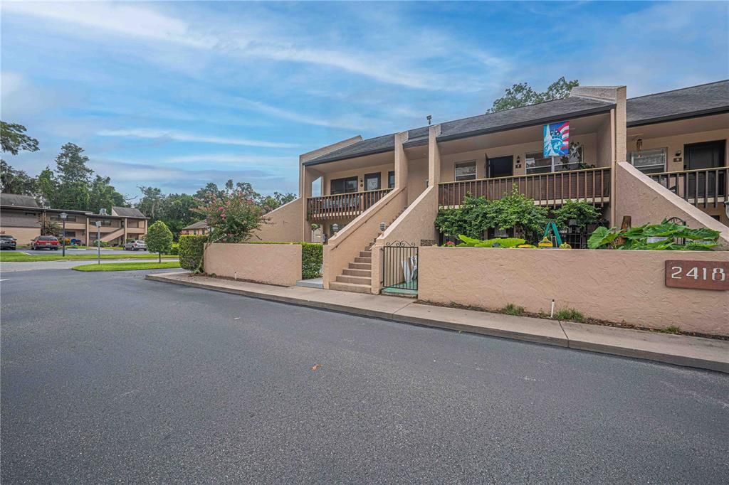 Под контрактом: $105,000 (1 спален, 1 ванн, 672 Квадратных фут)