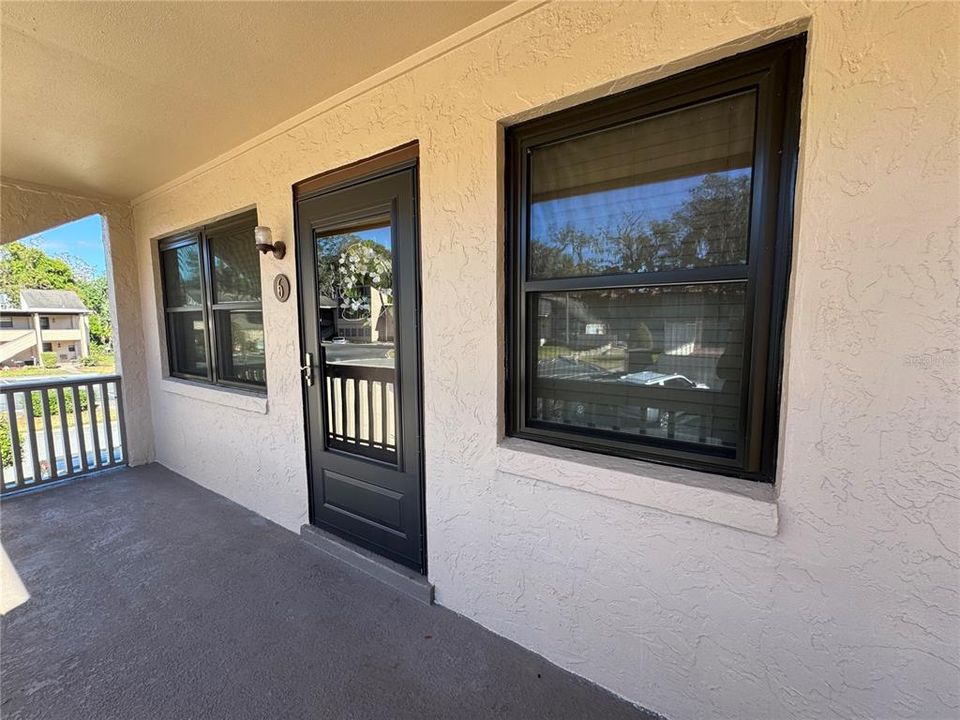 Под контрактом: $105,000 (1 спален, 1 ванн, 672 Квадратных фут)