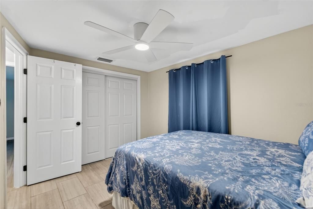 На продажу: $369,900 (3 спален, 2 ванн, 1467 Квадратных фут)