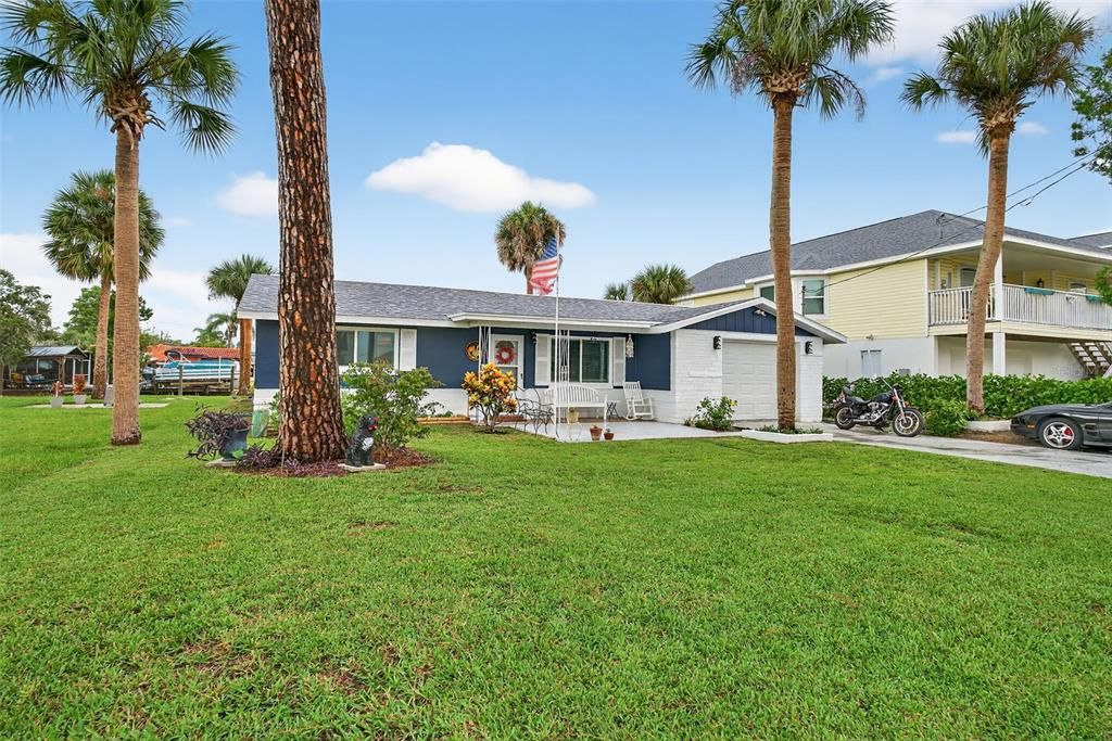 На продажу: $369,900 (3 спален, 2 ванн, 1467 Квадратных фут)