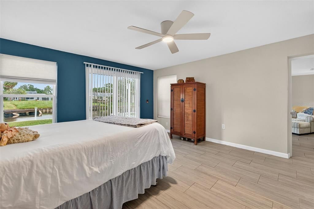 На продажу: $369,900 (3 спален, 2 ванн, 1467 Квадратных фут)