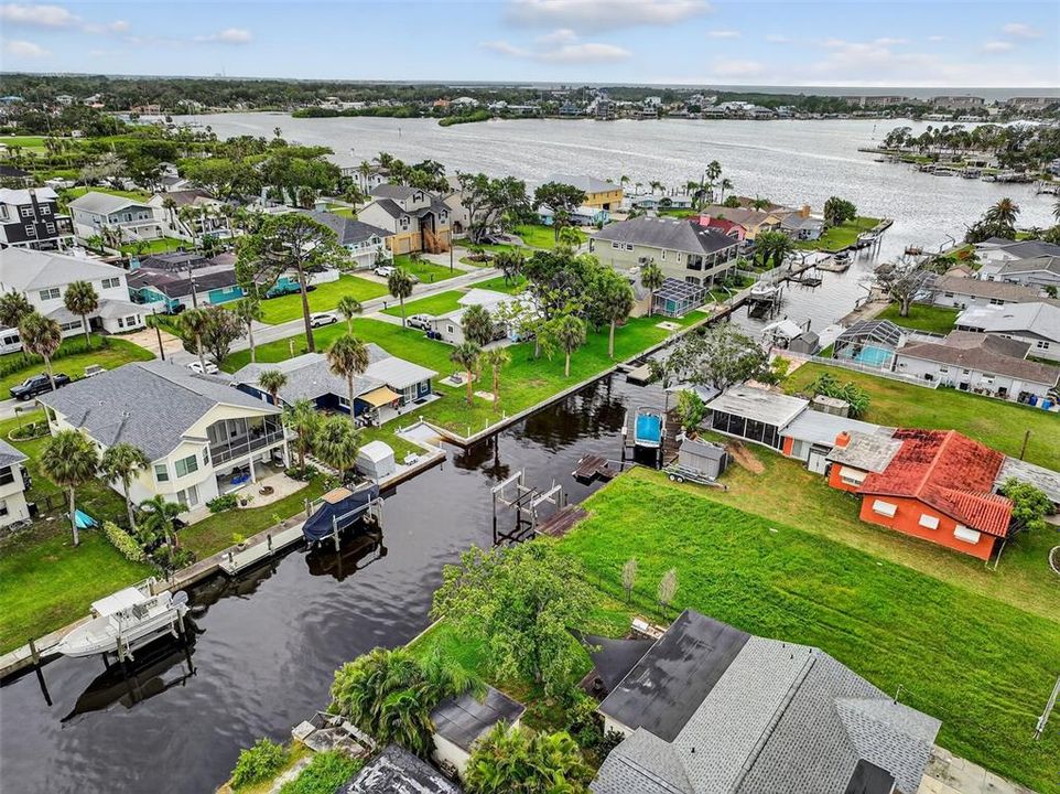 На продажу: $369,900 (3 спален, 2 ванн, 1467 Квадратных фут)