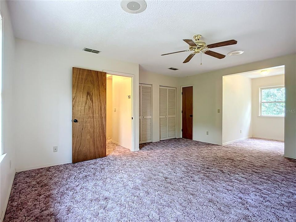 Active With Contract: $699,000 (3 beds, 2 baths, 2216 Square Feet)