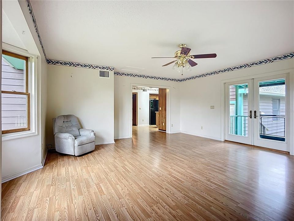 Active With Contract: $699,000 (3 beds, 2 baths, 2216 Square Feet)