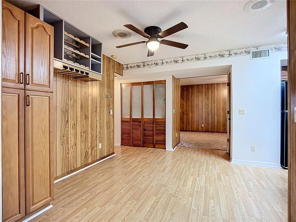 Active With Contract: $699,000 (3 beds, 2 baths, 2216 Square Feet)