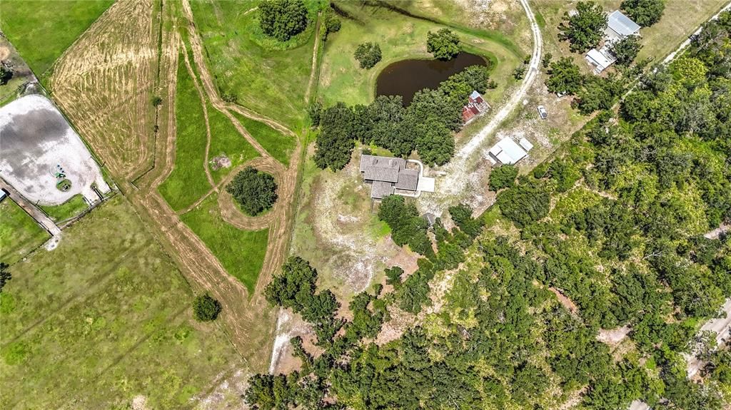 Active With Contract: $699,000 (3 beds, 2 baths, 2216 Square Feet)