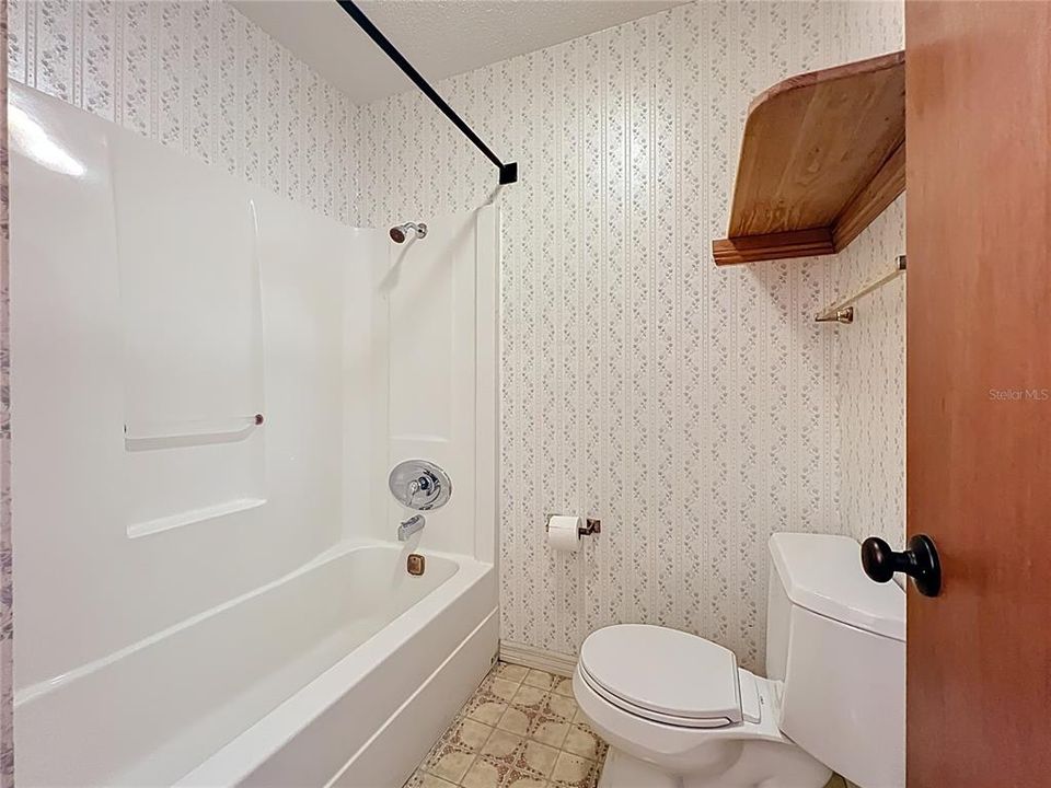 Active With Contract: $699,000 (3 beds, 2 baths, 2216 Square Feet)