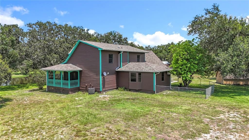 Active With Contract: $699,000 (3 beds, 2 baths, 2216 Square Feet)