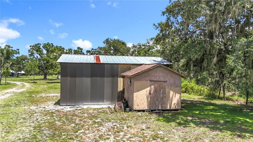 Active With Contract: $699,000 (3 beds, 2 baths, 2216 Square Feet)