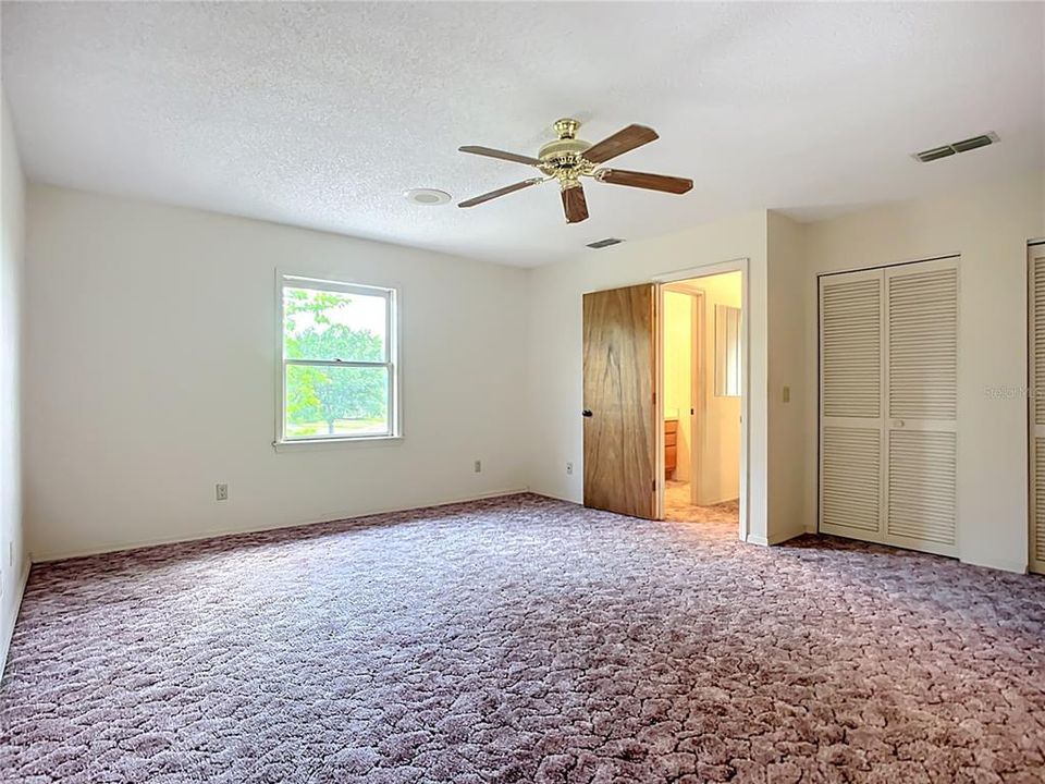 Active With Contract: $699,000 (3 beds, 2 baths, 2216 Square Feet)