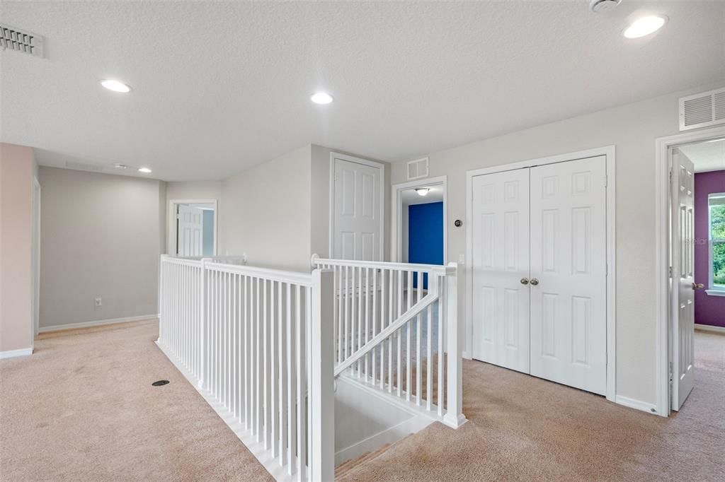 Под контрактом: $624,999 (5 спален, 4 ванн, 3497 Квадратных фут)