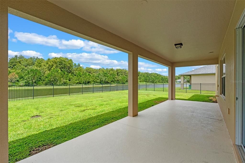 Под контрактом: $624,999 (5 спален, 4 ванн, 3497 Квадратных фут)